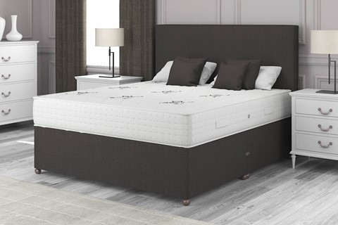 Senator 1000 Divan - 4'6'' x 6'3'' Double Truffle 